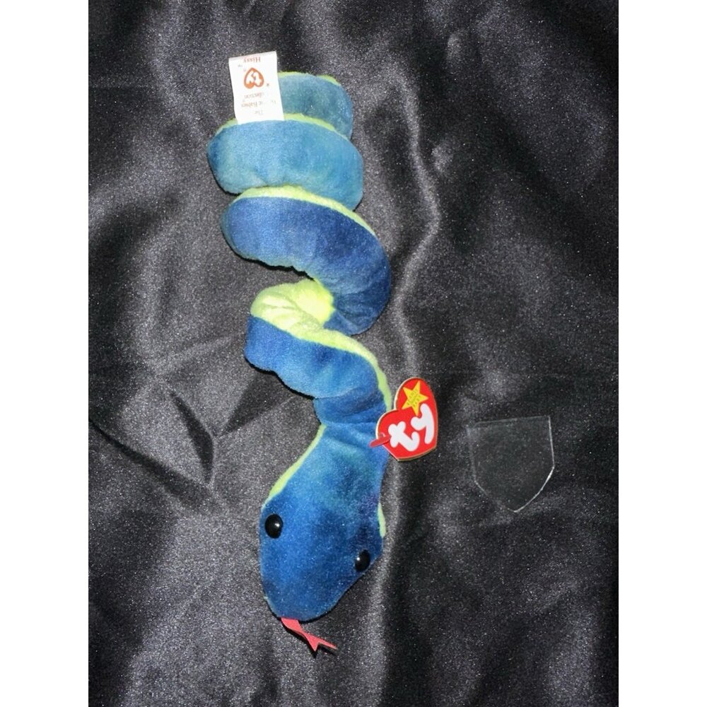 Ty Beanie Babies HISSY the SNAKE Retired 1997 Original w/ Tags NEW FAST SHIPPING